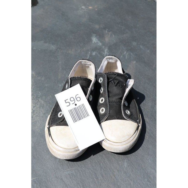 Turnschuhe, Größe 27