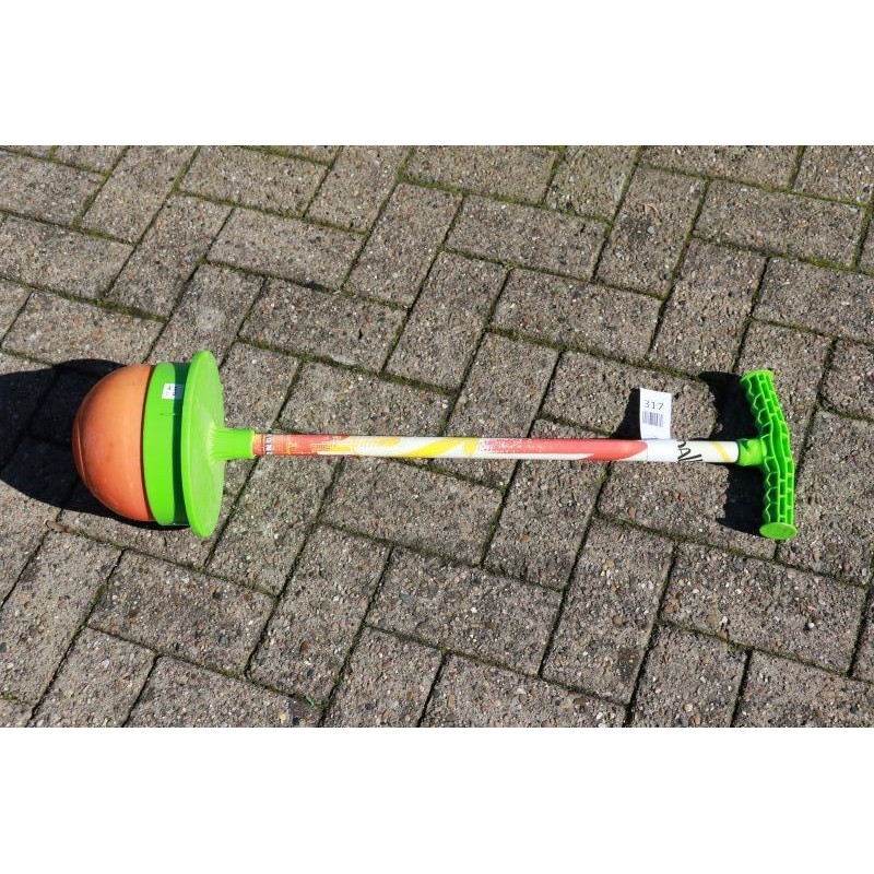 Hüpfball mit Stange