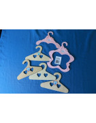 Kleiderbügel für Puppenkleidung